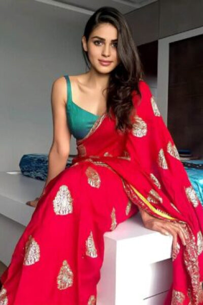 Escort Services Colaba